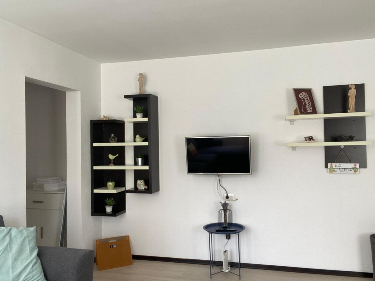 Tourist Apartment 1 Piatra Neamţ Zewnętrze zdjęcie