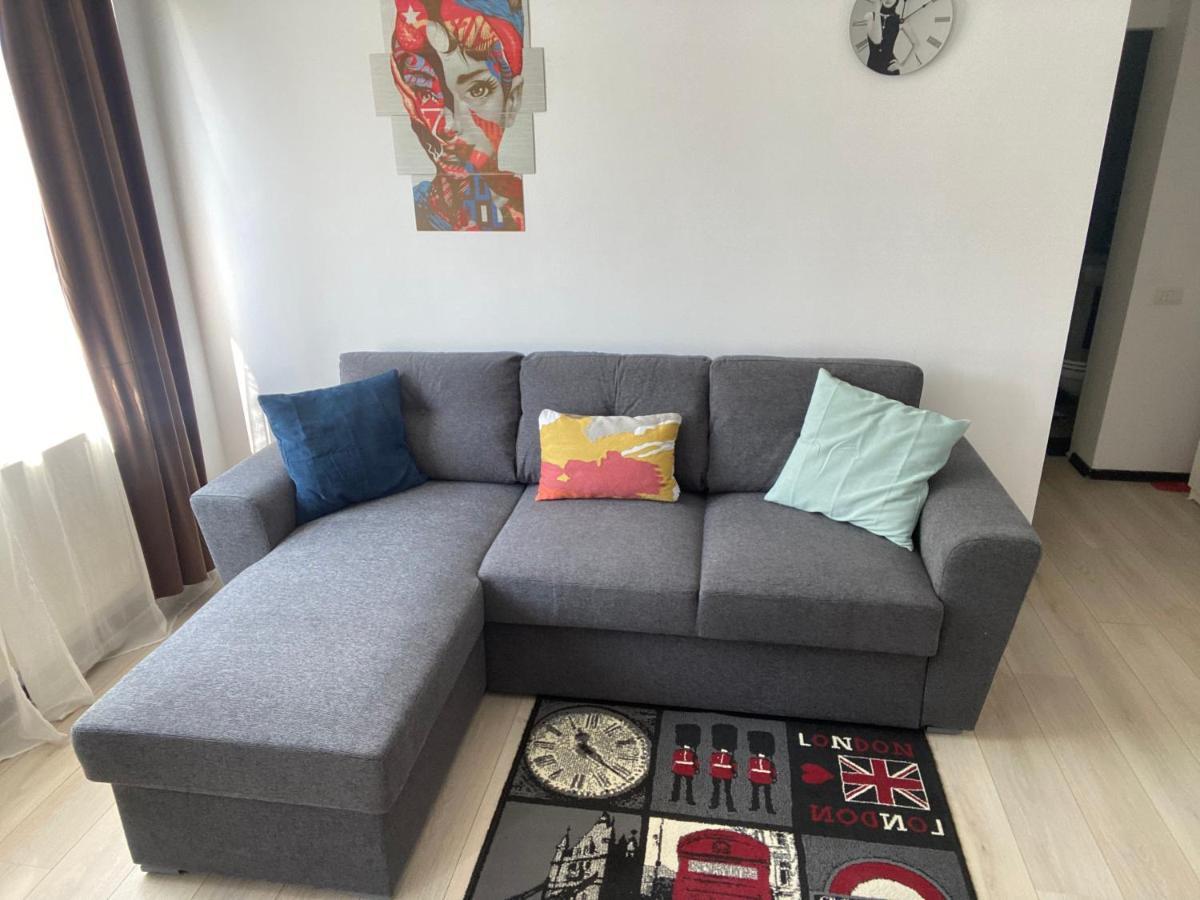 Tourist Apartment 1 Piatra Neamţ Zewnętrze zdjęcie